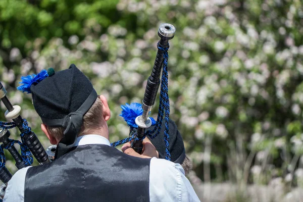 퀼트에서 전통적인 스코틀랜드 bagpiper — 스톡 사진