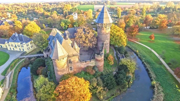 Antenn av det medeltida slottet Kinn Krefeld — Stockfoto