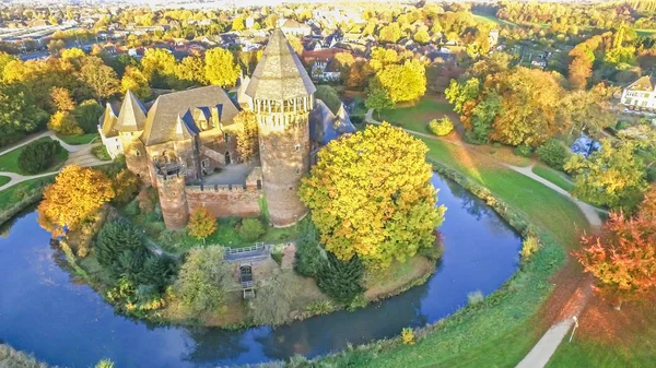 Aéreo do castelo medieval Kinn Krefeld — Fotografia de Stock