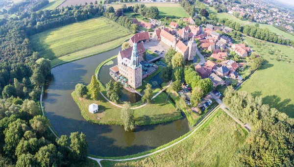 Lo storico Castello Raesfeld in Westfalia, Germania — Foto Stock