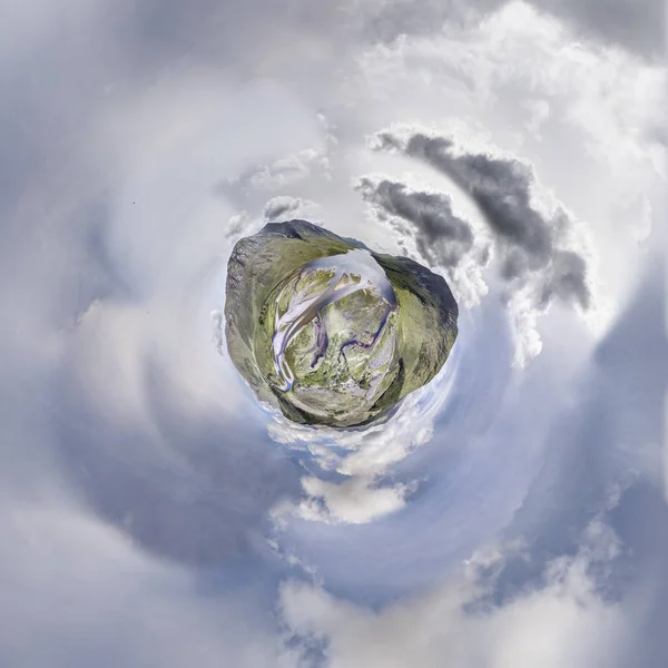 Vista aérea da paisagem paradisíaca de Glen Etive — Fotografia de Stock