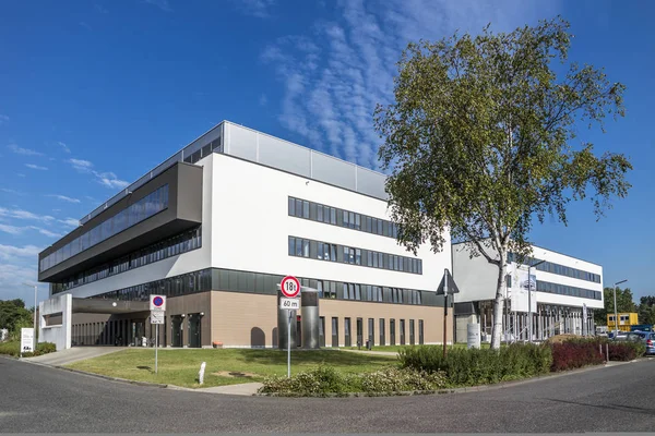 Düsseldorf, Deutschland - 04. September 2017: Die Neubauten des Florenz-Nachtigall-Krankenhauses werden im Herbst 2017 fertiggestellt — Stockfoto