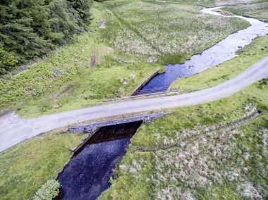 Oban ve Taynuilt arasında köprü Nehri'nde Nell, Argyll havadan görünümü