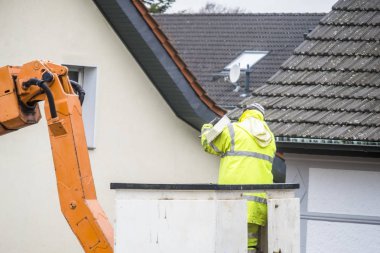 Asansör sokak ışıkları tamir elektrikçi