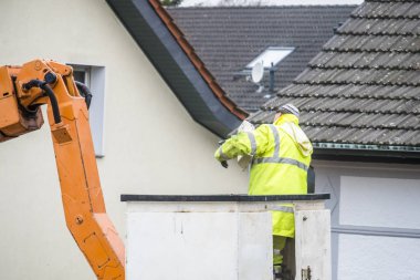 Asansör sokak ışıkları tamir elektrikçi