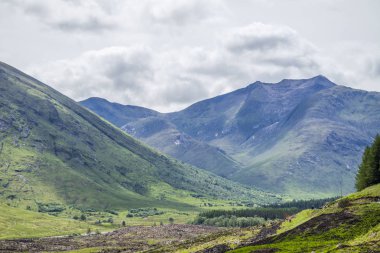 Glen Etive yayla tepelerde