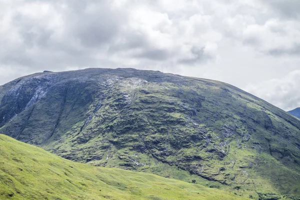 グレン Etive で高原の丘 — ストック写真