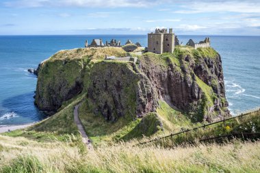 -Stonehaven - İskoçya Dunnottar kalesi kalıntıları