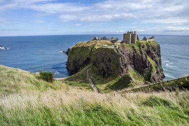 -Stonehaven - İskoçya Dunnottar kalesi kalıntıları