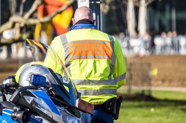 Alman polisi anonim polis ile motorlu bisiklet Close-Up