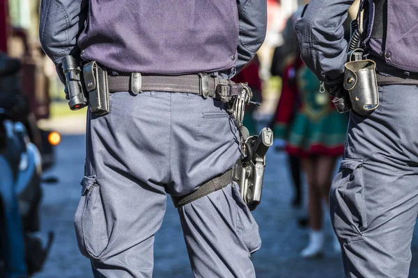 Duitse federale politie-officier, bescherming van de stad — Stockfoto