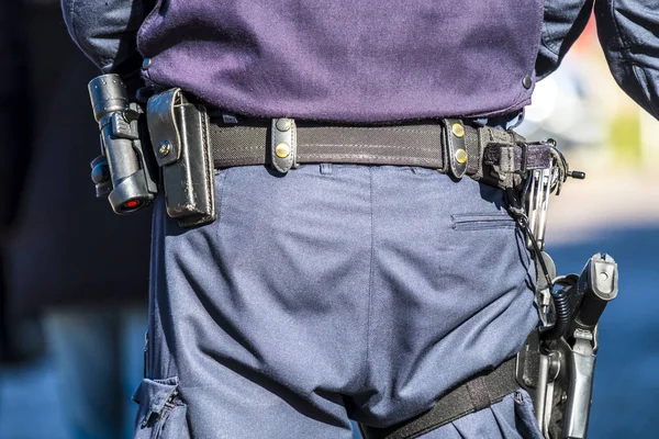 Niemiecki federalny oficer policji ochrony miasta — Zdjęcie stockowe