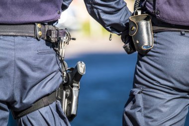 Alman Federal polis memuru şehrin korunması