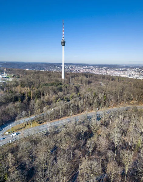 Vedere aeriană a orașului Stuttgart și a turnurilor de televiziune — Fotografie, imagine de stoc