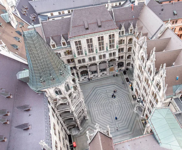 Vue aérienne de la cour intérieure de la mairie de Munich — Photo