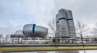 Münih, Almanya - 15 Şubat 2018: Bmw Merkezi Münih'in şehir yer alır