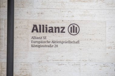 Münih, Almanya - 16 Şubat 2018: Allianz Genel Müdürlük city, Münih, Almanya yer alır