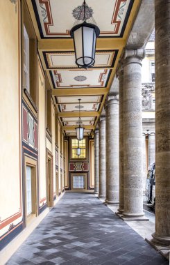 Münih, Almanya - 17 Şubat 2018: Almanya'da Münih Re karargahı birincil Sigortalar ve tek bir çatı altında reinsurances sağlayan