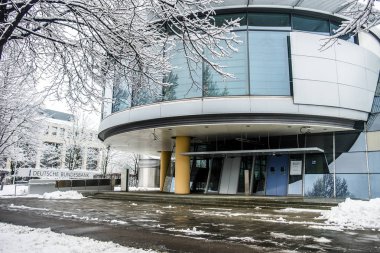 Münih, Almanya - 18 Şubat 2018: Alman Bundesbank siyah sıfır sonuçlarını karşı uyardı