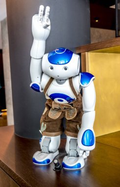 Münih, Almanya - 16 Şubat 2018: Dünyanın ilk robot deri pantolon Motel One davetkar konuk oluyor