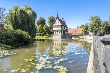 Ortaçağ gatehouse ve köprü Steinfurt kalenin