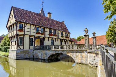 Ortaçağ gatehouse ve köprü Steinfurt kalenin