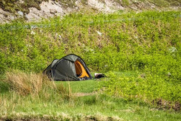 Vild camping i wildernis Glen Etive, Skottland — Stockfoto