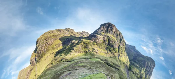 Glencoe inanılmaz manzara onun üç kız kardeşi ile — Stok fotoğraf