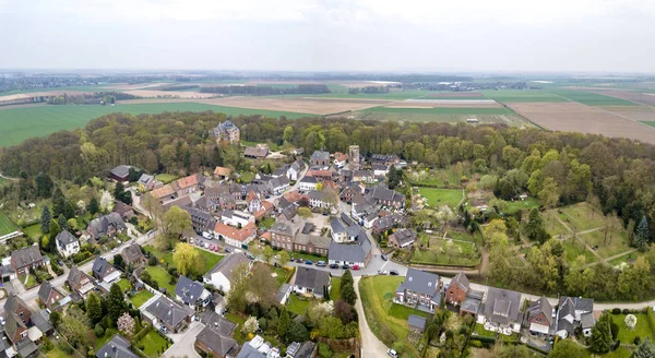 Vista aérea da histórica cidade velha Liedberg em NRW, Alemanha — Fotografia de Stock
