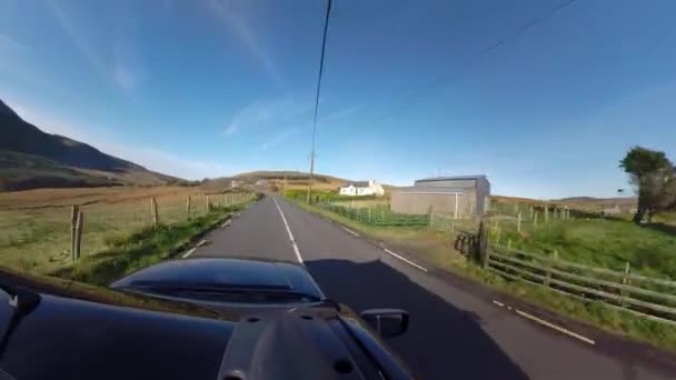 Vanuit Carrick richting Glencolumbkille — Stockvideo