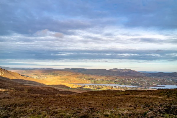 Enseñanza vista desde los acantilados de la Liga Slieve en el Condado de Donegal - Irlanda — Foto de Stock