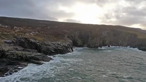 La increíble costa de Port entre Ardara y Glencolumbkille en el Condado de Donegal - Irlanda — Vídeo de stock