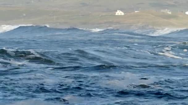 Hrubý atlantický oceán den po bouři Atiyah proplula Dezember 08 2019. — Stock video