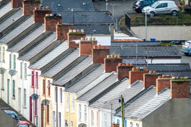 Bataklık tarafı Kuzey İrlanda 'daki Derry, Londonderry şehir duvarlarının dışında bir mahalle.