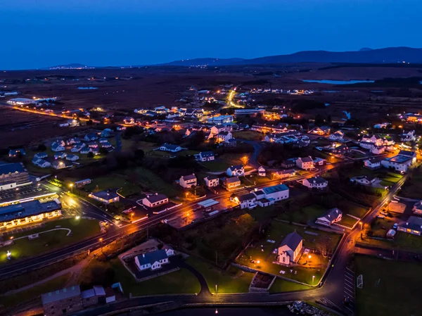 Vue aérienne de l'horizon de Dungloe dans le comté de Donegal - Irlande — Photo