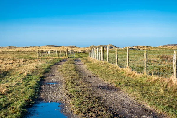 A paisagem da Reserva Natural de Sheskinmore entre Ardara e Portnoo em Donegal - Irlanda — Fotografia de Stock