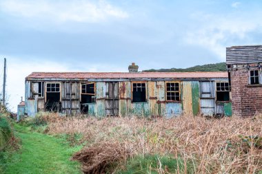 Fort Dunree, Inishowen Yarımadası 'nda terk edilmiş binalar - County Donegal, İrlanda