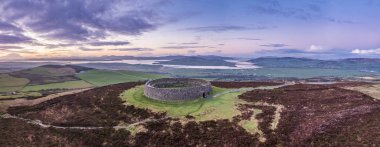 Aileach ring kalesinden Grianan, Donegal - İrlanda