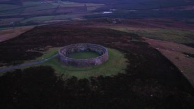 Aileach ring kalesinden Grianan, Donegal - İrlanda