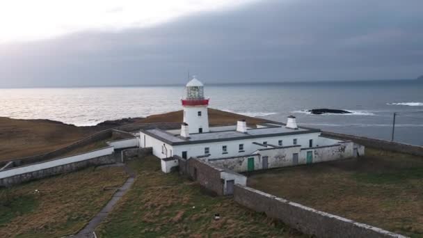 Luftaufnahme des st. johns point, county donegal, irland — Stockvideo