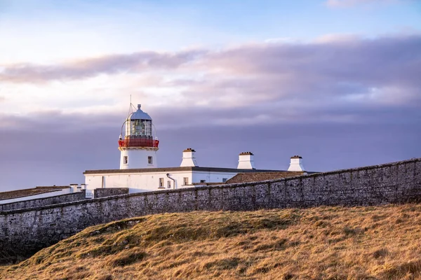 Faro en St. Johns Point, Condado de Donegal, Irlanda — Foto de Stock