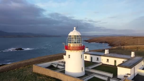 Luftaufnahme des st. johns point, county donegal, irland — Stockvideo