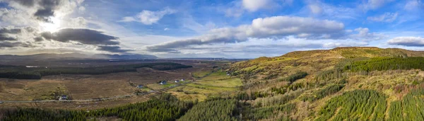Vista aérea de Glenties no Condado de Donegal - Irlanda — Fotografia de Stock