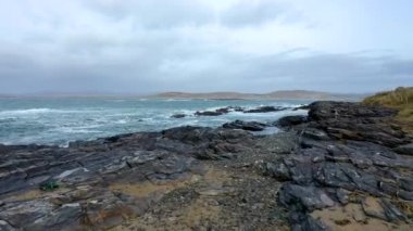 Cashelgolan plajlı hava manzaralı Carrickfad ve Portnoo County Donegal, İrlanda 'dan Narin Plajı