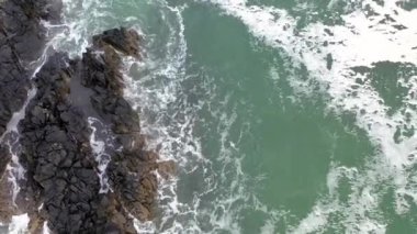 Donegal 'deki Atlantik Okyanusu' ndaki Gizli Kayalar Uçağı