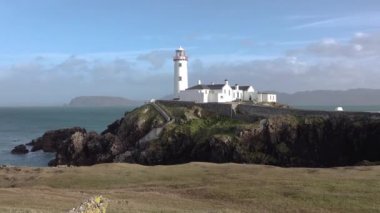 İrlanda 'nın Donegal ilçesindeki Fanad Head deniz fenerinde zaman aşımı