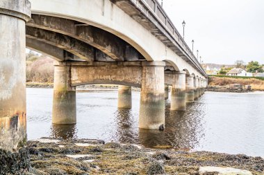 Donegal, İrlanda 'daki Lettermacaward köprüsü.