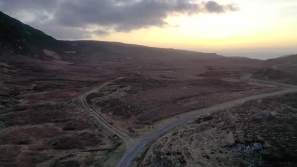 De weg naar Port in County Donegal - Ierland — Stockvideo
