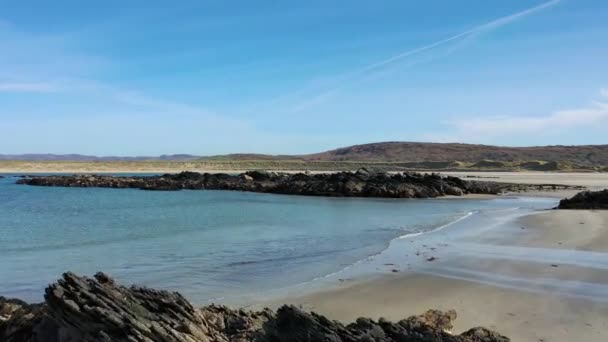 Stranden Cashelgolan, Castlegoland, vid Portnoo i Donegal - Irland — Stockvideo