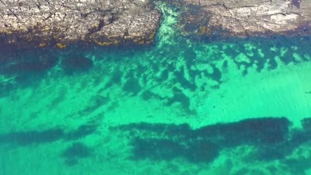 Vue aérienne de Carrickfad avec la plage de Cashelgolan et la plage de Narin récompensée par le comté de Portnoo Donegal, Irlande 